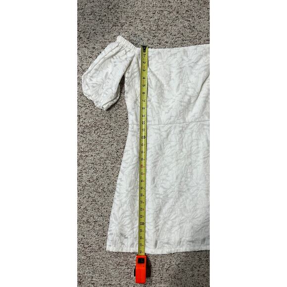 & Other Stories White Mini Dress Off Shoulder Jacquard Puff Sleeves Bardot SZ 4 - Picture 7 of 8